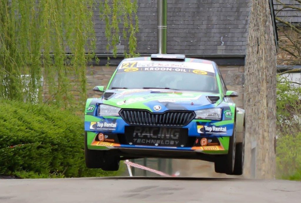 La Škoda Fabia R5 Racing Technology en plein saut